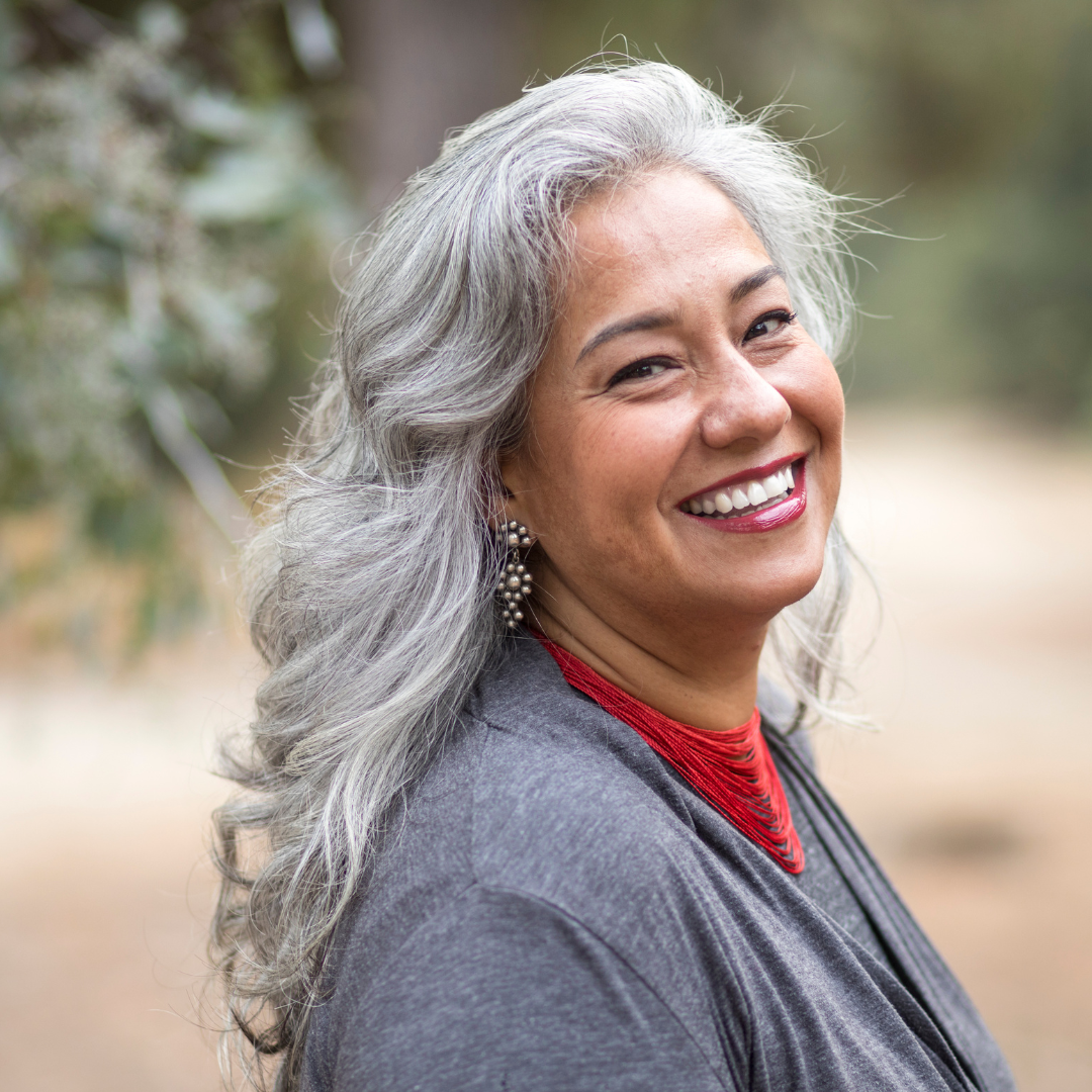 poznaj oznaki starzenia się włosów