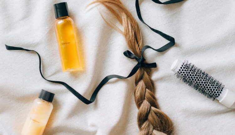 Naturalne metody na mocne i zdrowe włosy